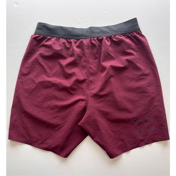 Ten Thousand Interval Short 7 inch Maroon Size Small No Liner Train Wicking EUC - Picture 2 of 8